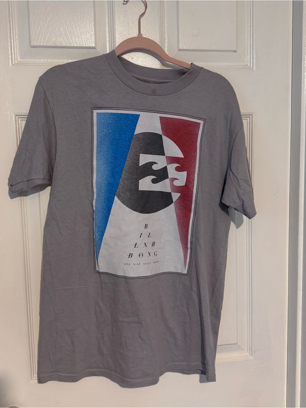 Billabong Men's Gray Graphic Logo T‑Shirt